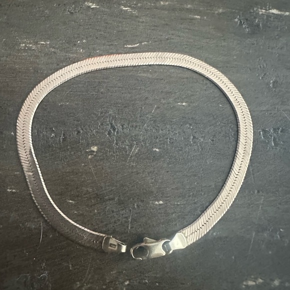 10k Yellow Gold Bracelet - Picture 2 of 7